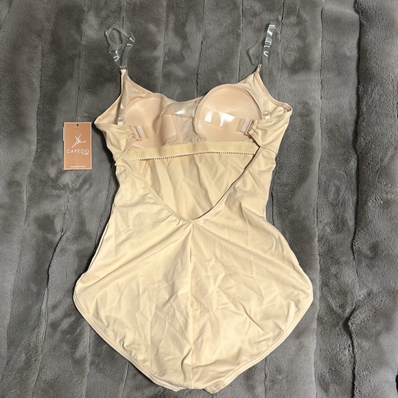 Capezio BRA tech Meryl Bodyliner - Picture 2 of 3